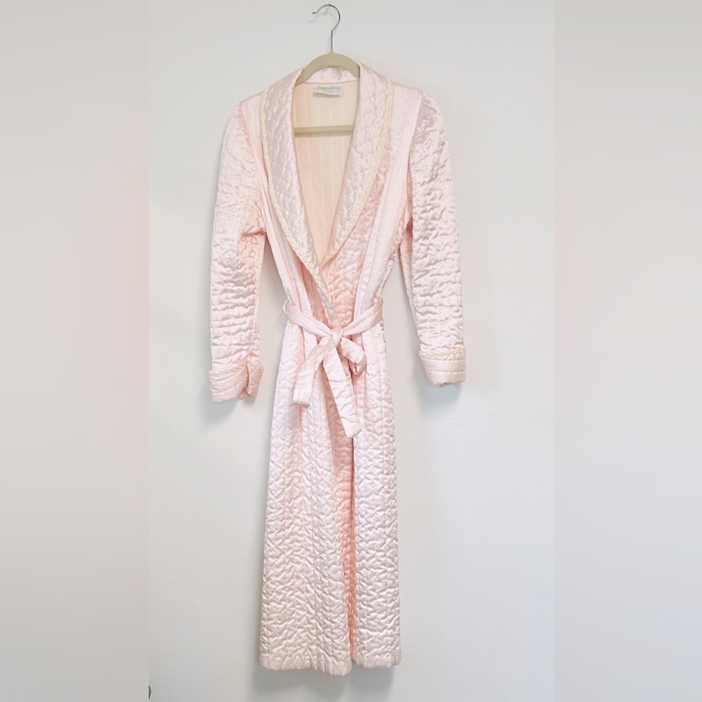 Miss Elaine Vintage Pink Satin Quilted Made In USA Women’s Size M Polka Dot Robe